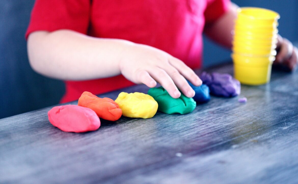 pexels-mccutcheon-1449934